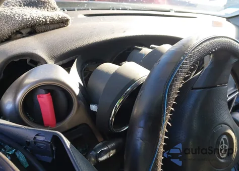 2006 Toyota Matrix from USA, damaged, VIN 2T1LR32E26C557102